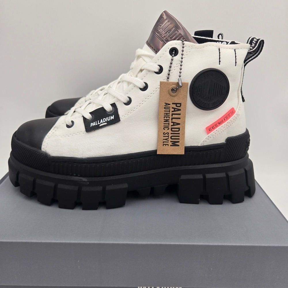 Palladium Revolt Hi TX Women's Platform Boots White Black Chunky Lug Sole 6.5